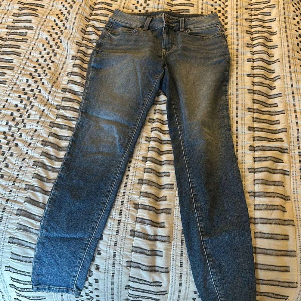Maurice’s mid rise size small jeggings